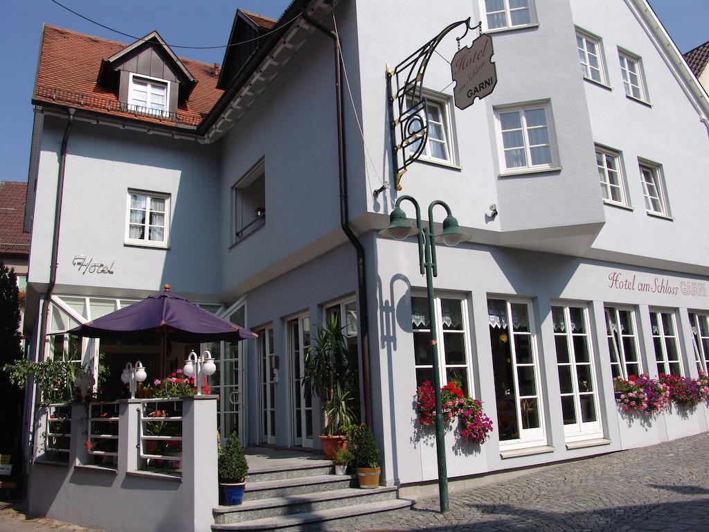 Hotel Am Schloss Neuenstein Exterior photo