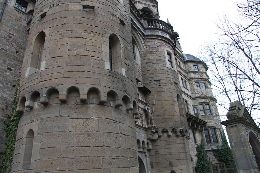 Hotel Am Schloss Neuenstein Exterior photo